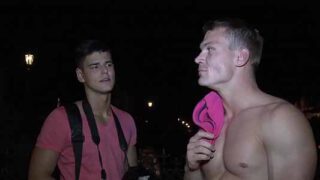 คลิป Gay xxx ดูฟรี Tourist Public Sex พาหนุ่มทัวร์เย็ดริมถนน