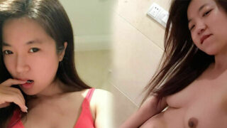 ภาพโป๊ทางบ้าน สาวชุดชั้นในแดงนั่งถ่างหีโชว์ของใหญ่ ดูหีน้องหมวยสายโชว์